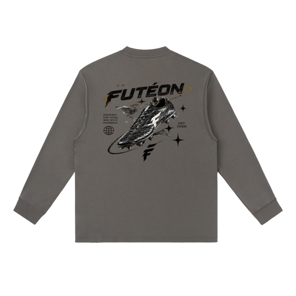 Futéon Essential Crewneck Long-Sleeve T-Shirt
