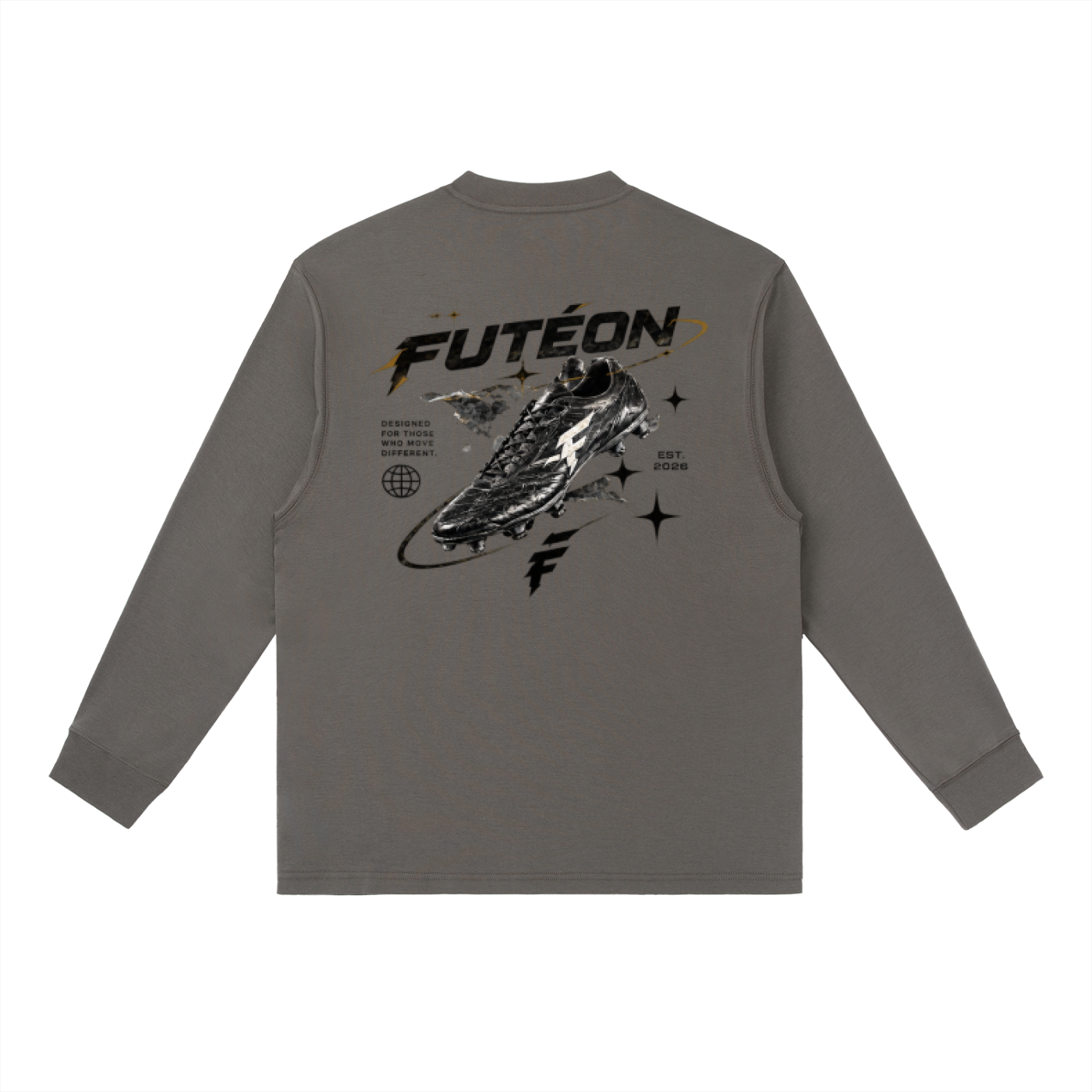 Futéon Essential Crewneck Long-Sleeve T-Shirt