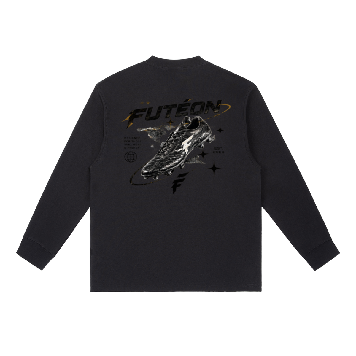 Futéon Essential Crewneck Long-Sleeve T-Shirt